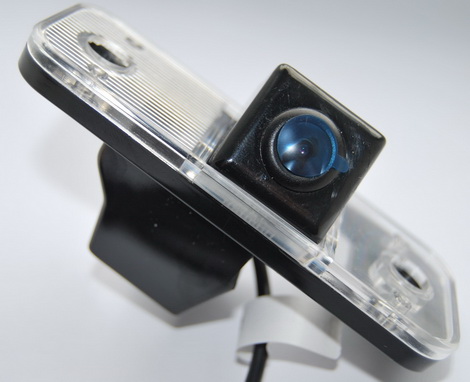 Штатная камера заднего вида Globex CM1038 CCD Hundai Santa Fe